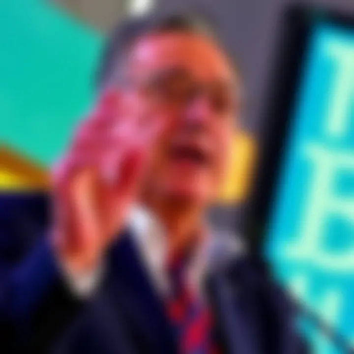 Mexican billionaire Ricardo Salinas promoting Bitcoin Ricardo Salinas speaking at an event about investing in Bitcoin while suggesting homeowners rent their properties